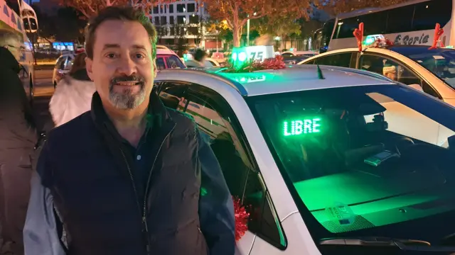 Luis Adame, portavoz de la Plataforma Solidaria y Cultural de Taxi de Zaragoza, Caravana Verde.