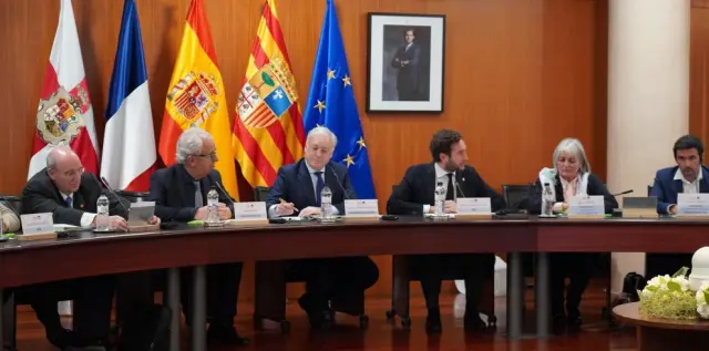 Reunión de la Agrupación Europea, que preside el consejero aragonés Octavio López.