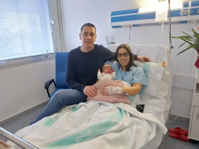 Irene es la primera oscense en nacer este año y lo ha hecho en el Hospital de Barbastro.