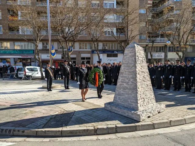 Homenaje en Huesca a los policías nacionales fallecidos en actos de servicio.