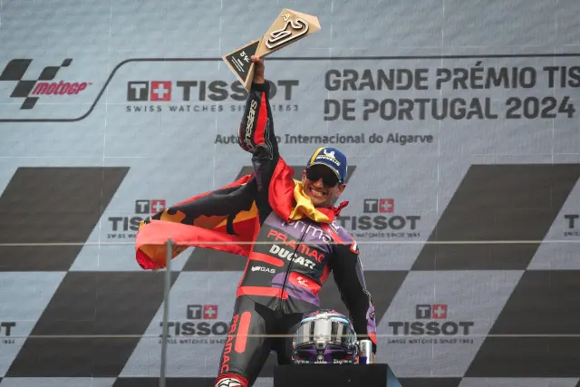 Jorge Martín celebra el triunfo en Moto GP en el Gran Premio de Portugal