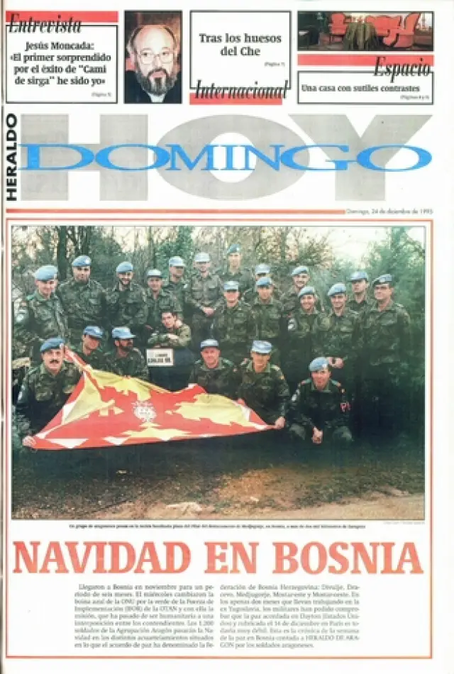Portada del reportaje de la Agrupación Aragón en Bosnia en las navidades de 1995. en HERALDO DE ARAGON.