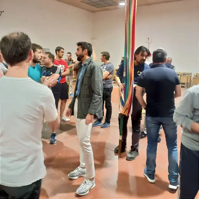 Primer ensayo de los Danzantes de Huesca de cara a las Fiestas de San Lorenzo 2024 con la Banda de Música.