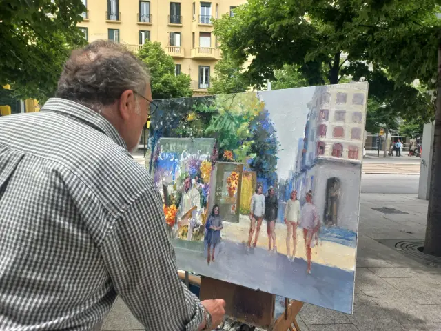 Ricardo Lamenca, pintando en el paseo de la Independencia de Zaragoza.