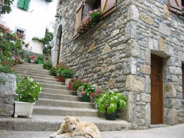 Una calle de Sandiniés