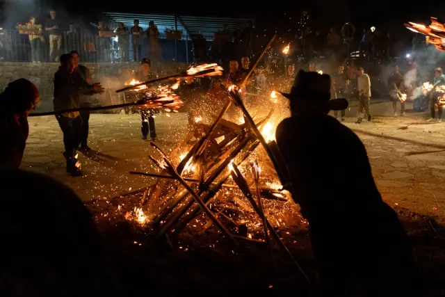 La hoguera de Neril donde se encendieron las antorchas.