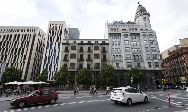 VISTA DE LA PLAZA ESPAÑA DE ZARAGOZA. PUERTA CINEGIA.  Autor: DUCH, OLIVER Fecha: 09/05/2017 Propietario: Heraldo de Aragón Id: 2017-1180823 [[[HA ARCHIVO]]]