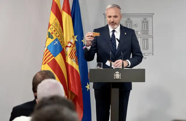Azcón, en su intervención en la Moncloa.