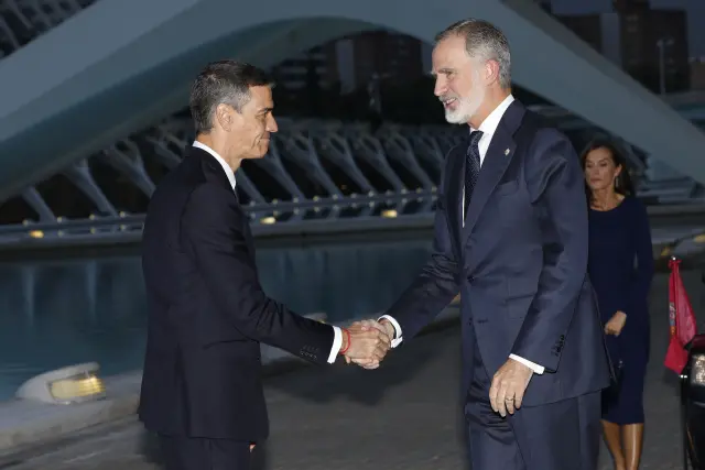 Fotos | Funeral de Estado en Valencia por el primer aniversario de la dana con la presencia de los Reyes | Imágenes