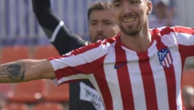 Darío, objetivo del Zaragoza para su ataque, celebra un gol