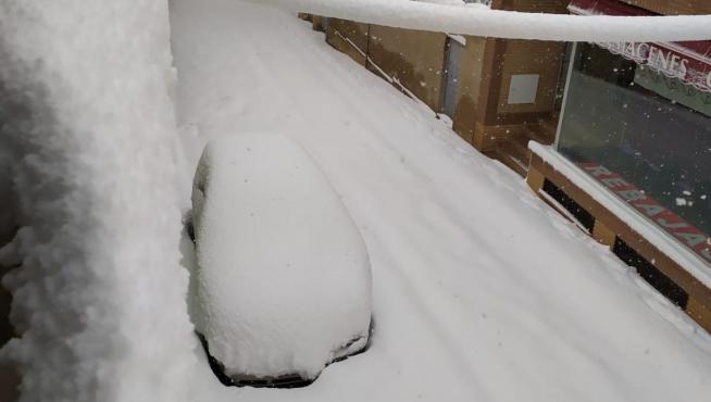 En Andorra prácticamente no se puede salir de casa porque hay medio metro de nieve