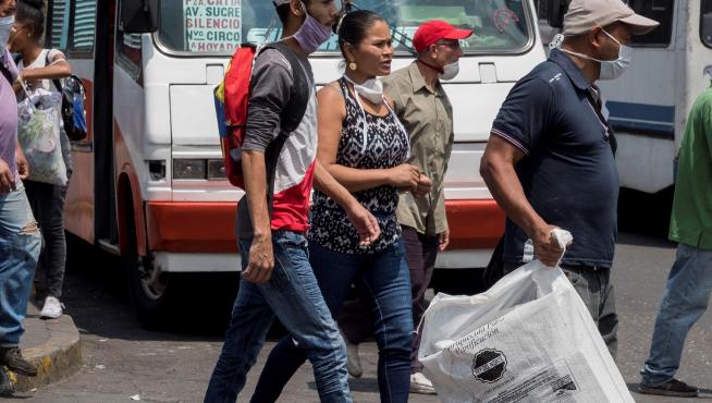 Venezolanos toman medidas para contener la propagación del COVID-19