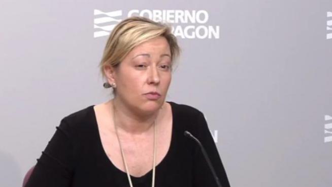 Marta Gastón, consejera de Economía, explica las medidas.