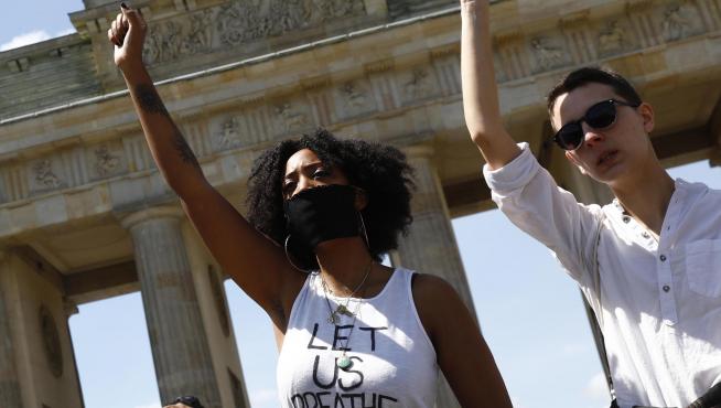 Manifestación en Berlin contra la violencia policial en EE. UU.