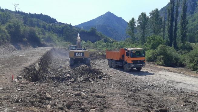 Inicio de las obras de la depuradora de Ansó.