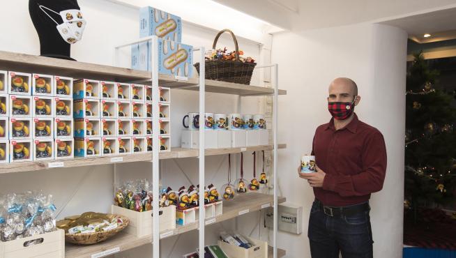 Apertura de la tienda Paturros, en el centro de Zaragoza.