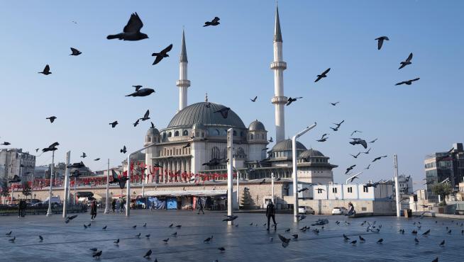 Imagen de Estambul durante este fin de semana en el que se ha impuesto el toque de queda.