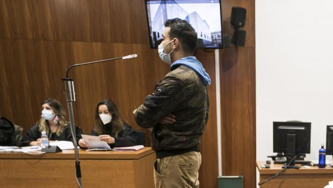 Los cuatro acusados, durante el juicio celebrado en la Audiencia de Zaragoza.