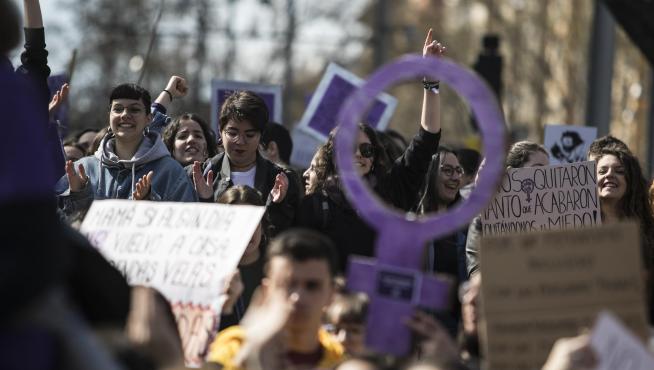 Manifestación del Día Internacional de la Mujer el pasado año en la capital aragonesa.