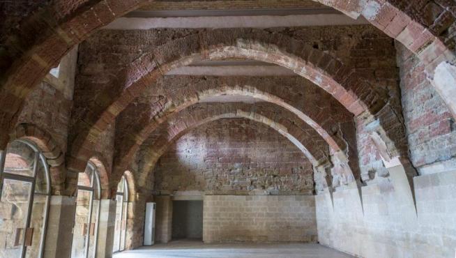 La sala capitular del monasterio, rehabilitada, a la espera de las pinturas