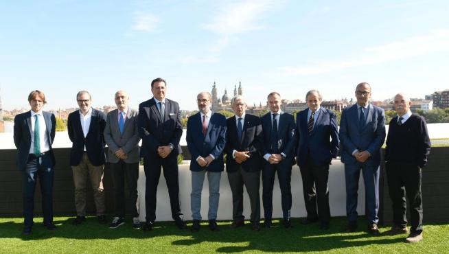 Comida de las directivas del Real Zaragoza y de la SD Huesca, este lunes en el restaurante Aura.