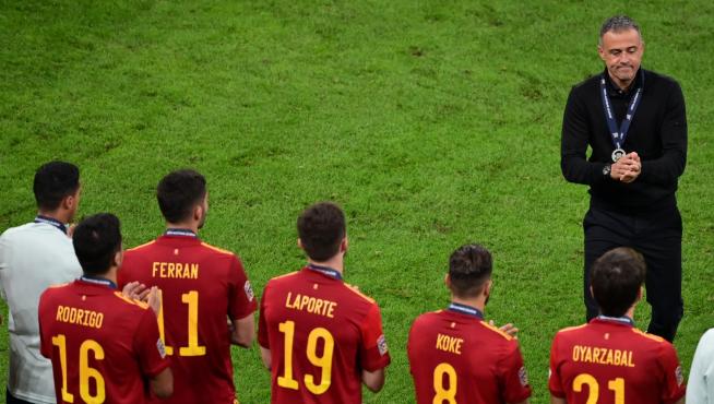 Luis Enrique Martínez ante sus jugadores