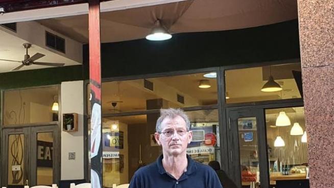 César Pérez, propietario del bar Sidecar.