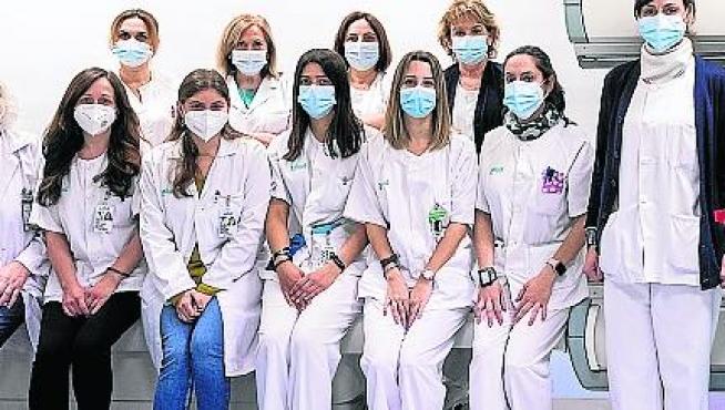 Parte del equipo que trabaja en el Hospital Miguel Servet de Zaragoza.