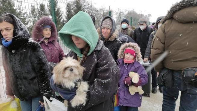 Refugiados en la frontera de Ucrania con Rumanía