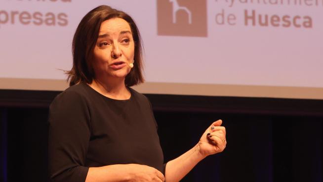 Pepa Bueno durante su intervención.