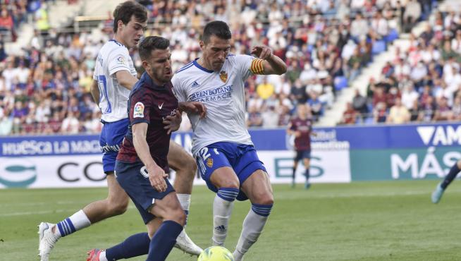 Foto del partido SD Huesca-Real Zaragoza, de la jornada 36 de Segunda División en El Alcoraz