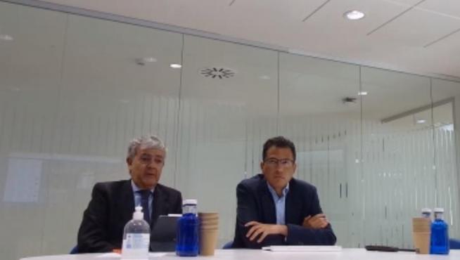 Carlos Gorría, director de la Territorial Norte BBVA, y Miguel Cardoso, economista jefe para España de BBVA.