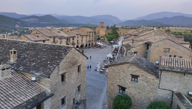 Vista de Aínsa.