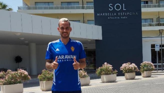 Manu Molina, al primera hora de la tarde de este martes en el hotel de concentración del Real Zaragoza en Marbella.