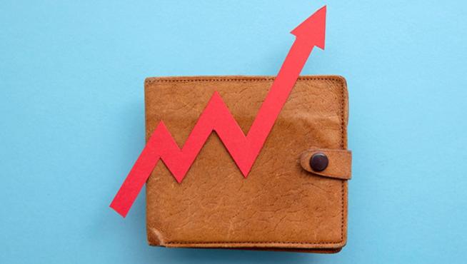El consumo en los hogares españoles se va reduciendo a medida que la inflación va deteriorando su poder adquisitivo.