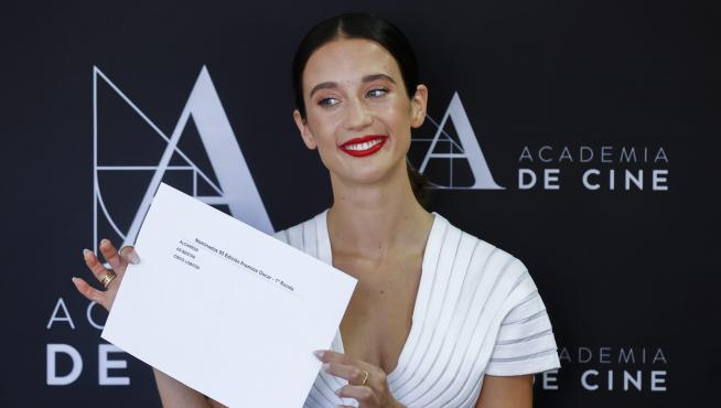 La actriz María Pedraza anuncia las tres películas preseleccionadas.