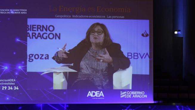 Mesa redonda sobre la energía como palanca de desarrollo. Interviene Marina Serrano, presidenta de Aelec.