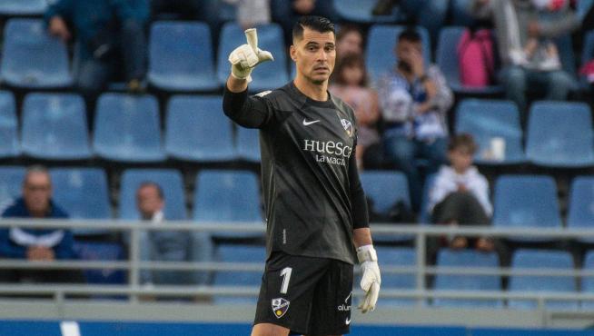Andrés Fernández, en el Tenerife-SD Huesca