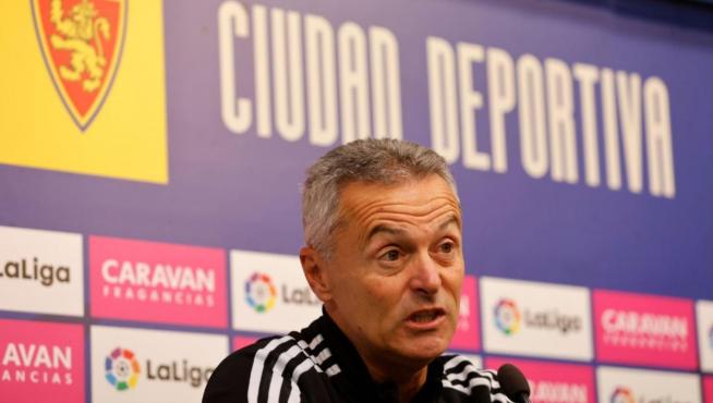 Fran Escribá explica en la sala de prensa de la Ciudad Deportiva el caso Ratón.