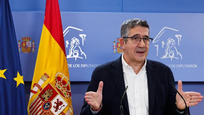 Rueda de prensa del portavoz en el Congreso del PSOE Patxi López