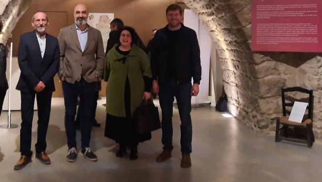 Autoridades, en la inauguración de las exposiciones sobre Joaquín Costa en Graus.