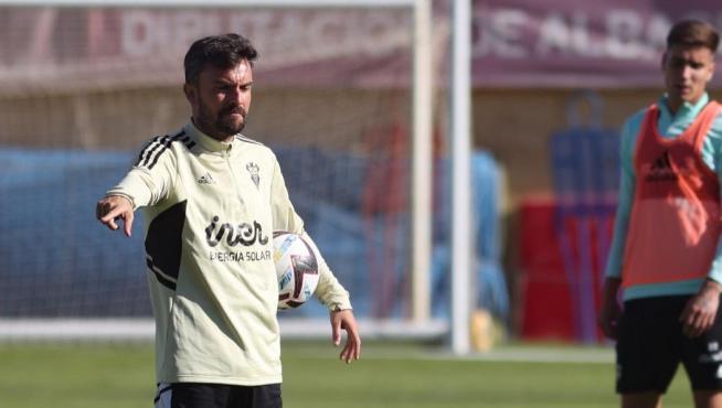 Albés, en un entrenamiento del Lugo