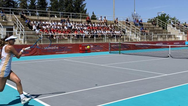 El torneo acoge a 32 tenistas de varios países.