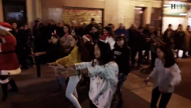 La plataforma Zaragoza Centro anima las calles con un flashmob