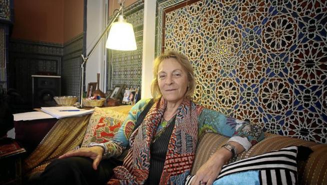 La escritora Soledad Puértolas, ayer, en su casa de Madrid.