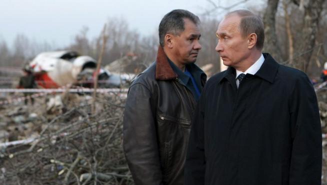 El primer ministro ruso y el jefe del Ministerio ruso de Situaciones de Emergencia