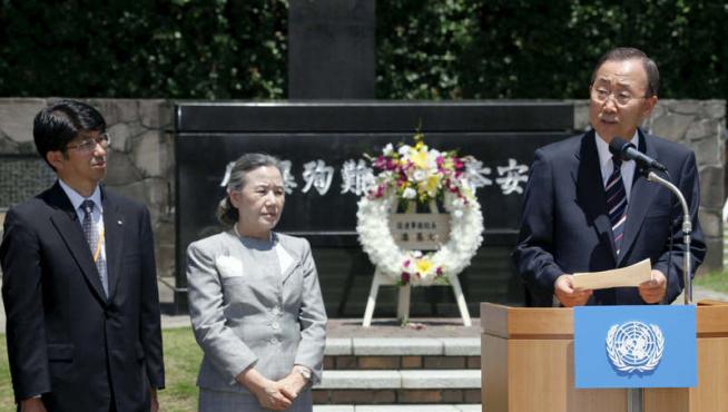El secretario general de Naciones Unidas Ban Ki-moon pronuncia un discurso en Nagasaki