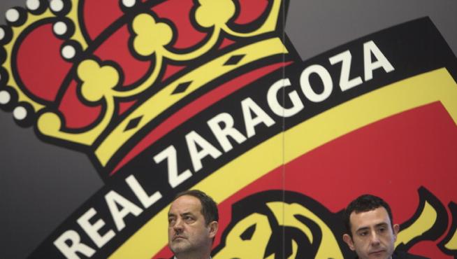 Agapito Iglesias, presidente y accionista mayoritario del Real Zaragoza, junto a Javier Porquera, consejero.