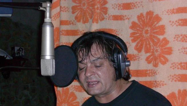 Roberto Mira, cantante y guitarrista de Los Porretas