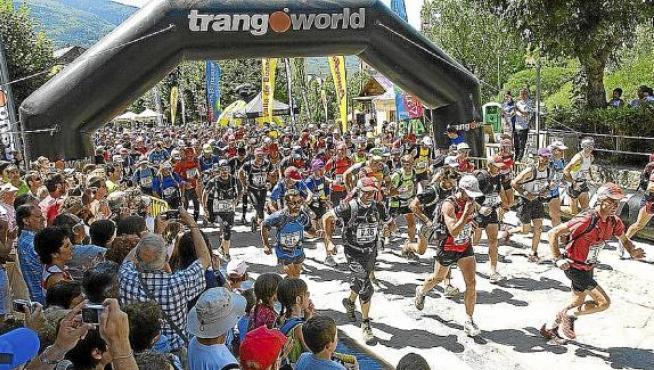 Imagen de la salida de una edición anterior del Trail Aneto.